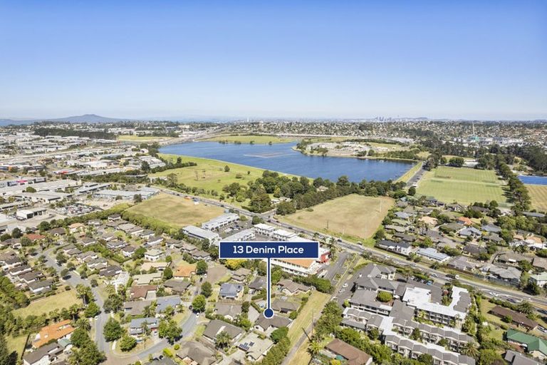 Photo of property in 13 Denim Place, Albany, Auckland, 0632