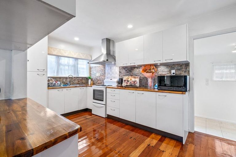 Photo of property in 31 Walters Road, Takanini, 2112