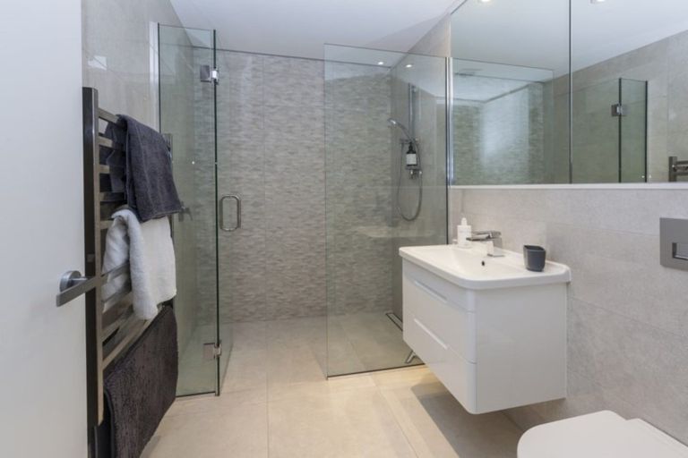 Photo of property in 26a Peterborough Street, Christchurch Central, Christchurch, 8013