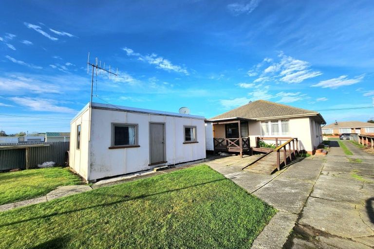Photo of property in 12 Balmoral Street, Oamaru North, Oamaru, 9400