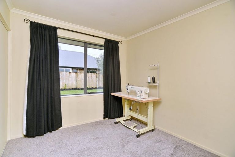 Photo of property in 8 Rubicon Place, Hei Hei, Christchurch, 8042