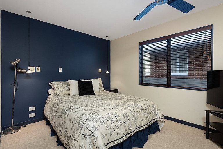 Photo of property in 39 The Mall, Mount Maunganui, 3116