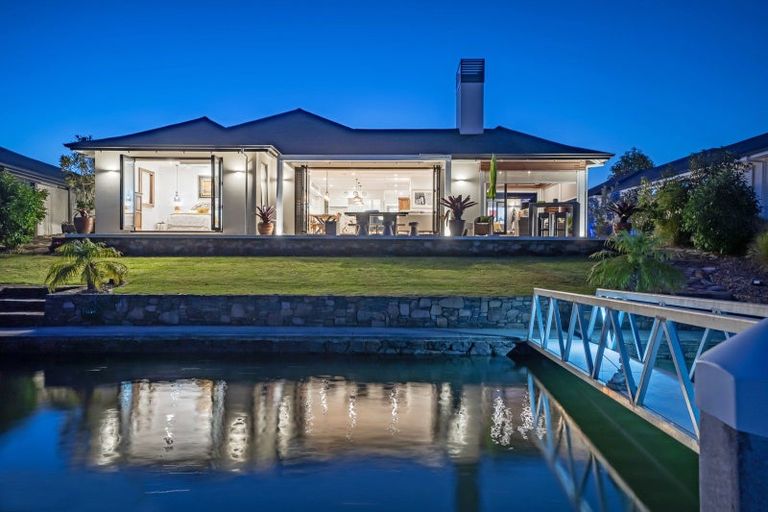 Photo of property in 15 Leeward Drive, Whitianga, 3510