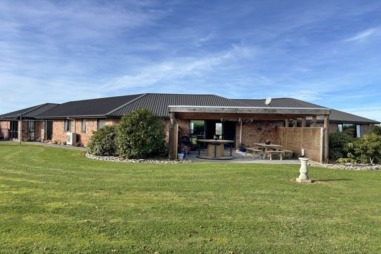 Photo of property in 341 Airedale Road, Weston, Oamaru, 9492