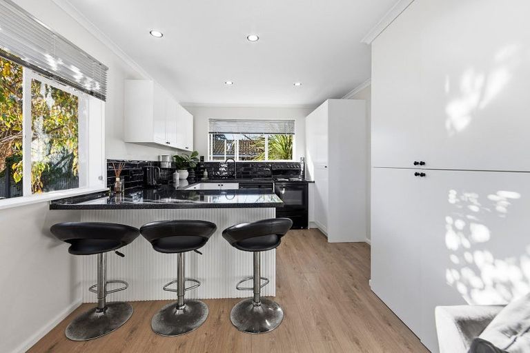 Photo of property in 98a Randolph Street, Woolston, Christchurch, 8062