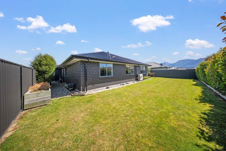 Photo of property in 28 Rodeo Drive, Te Anau, 9600