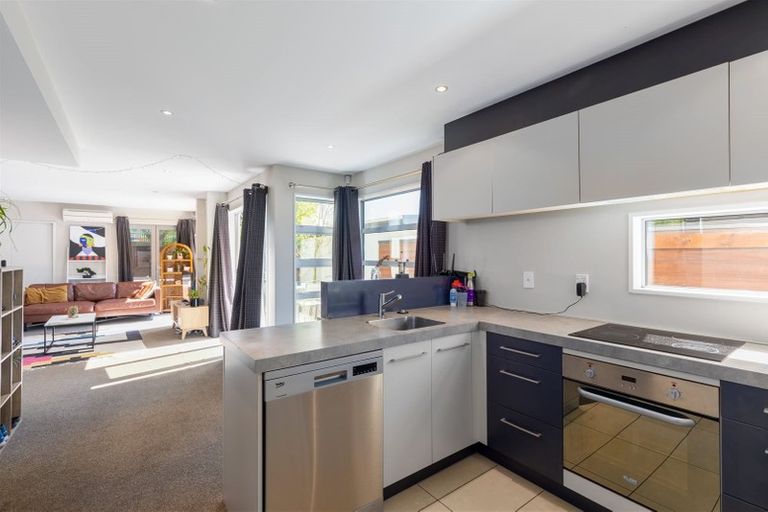 Photo of property in 30a Mayfair Street, Riccarton, Christchurch, 8011