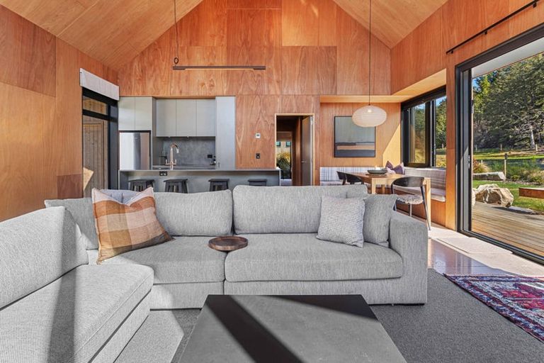 Photo of property in 34a Luge Loop, Castle Hill, 7580