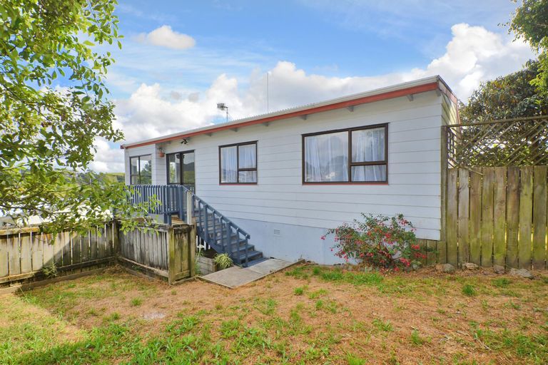 Photo of property in 14 Logan Place, Te Kamo, Whangarei, 0112