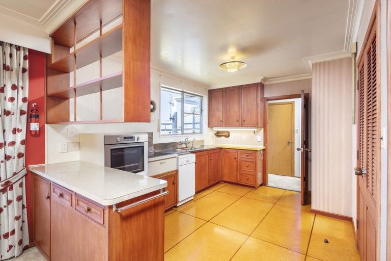 Photo of property in 23 Whitby Street, Mornington, Dunedin, 9011