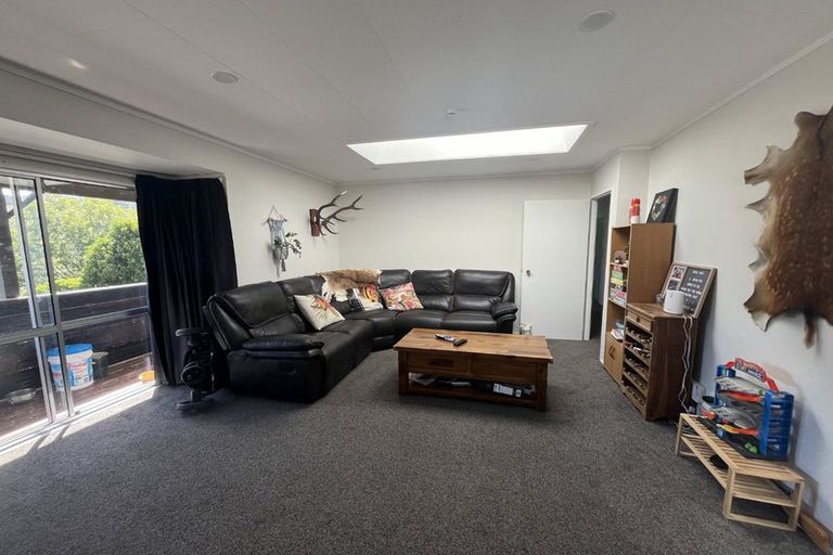 Photo of property in 86 Leeward Drive, Whitby, Porirua, 5024
