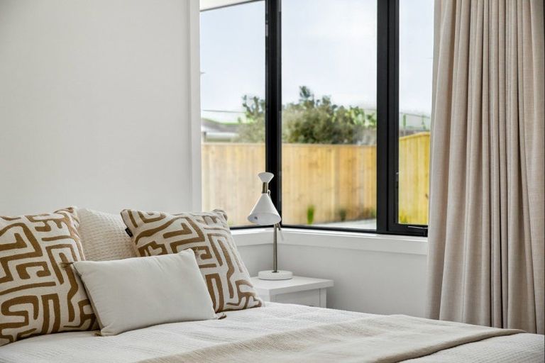 Photo of property in 21a Weraroa Road, Levin, 5510