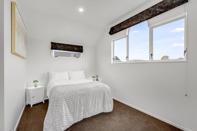 Photo of property in 41 Joseph Banks Drive, Whitby, Porirua, 5024