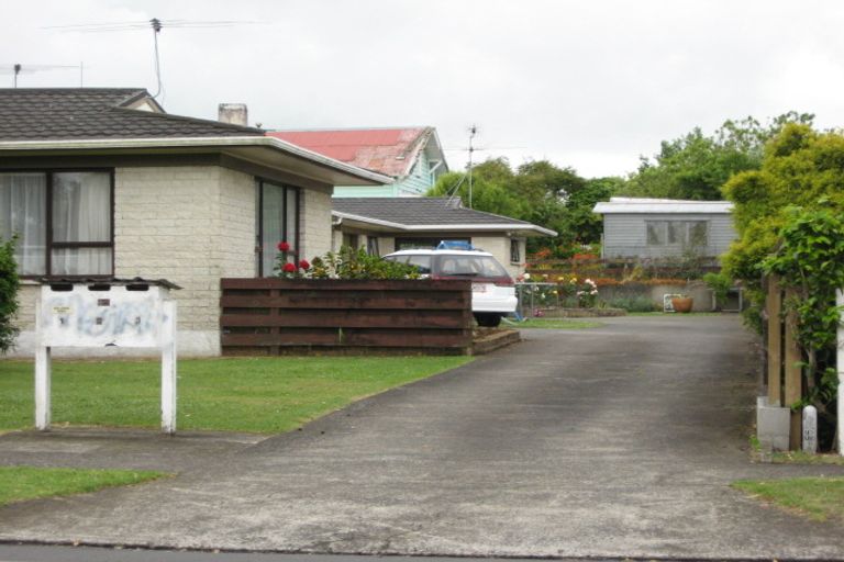 Photo of property in 3/69 West Street, Pukekohe, 2120