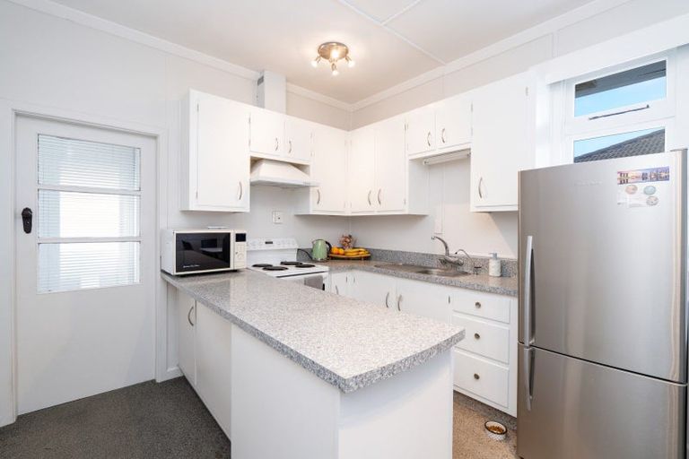 Photo of property in 72 Hilton Drive, Amberley, 7410