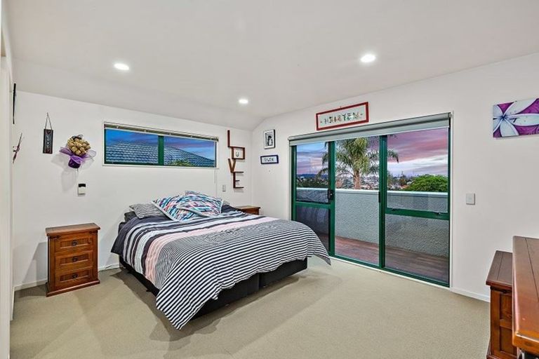 Photo of property in 151 Colwill Road, Massey, Auckland, 0614