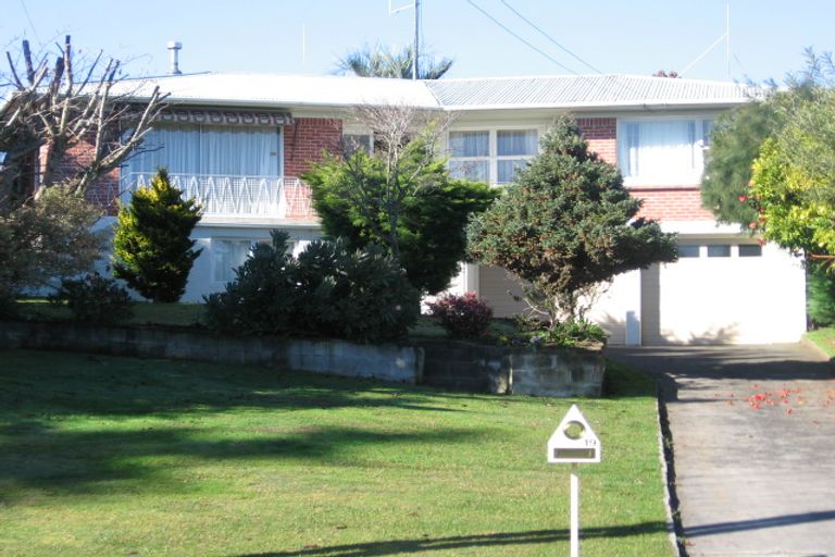 Photo of property in 19 Halberg Street, Papakura, 2110