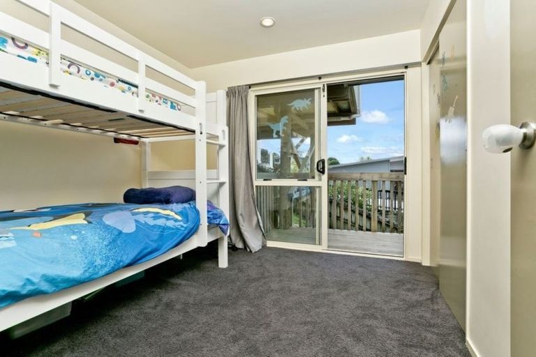 Photo of property in 21 Gretna Green, Browns Bay, Auckland, 0630