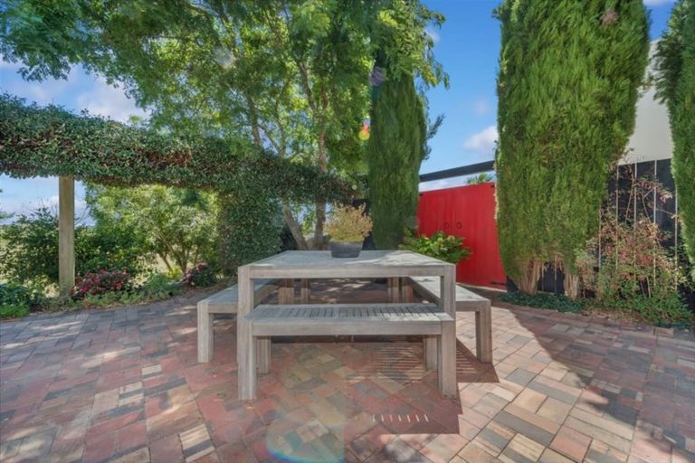 Photo of property in 10 Strata View, Western Heights, Hamilton, 3200