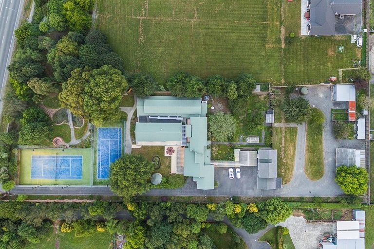 Photo of property in 280 Queen Elizabeth Ii Drive, Mairehau, Christchurch, 8052