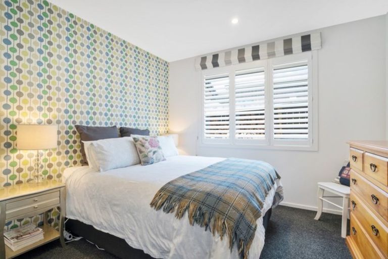 Photo of property in 4 Diamond Lane, Wanaka, 9305