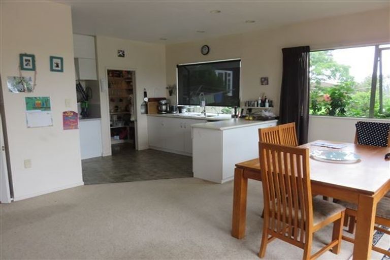 Photo of property in 163b Colwill Road, Massey, Auckland, 0614