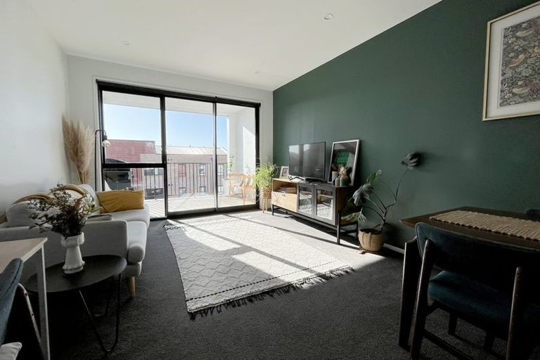 Photo of property in 210/81 Mapou Road, Hobsonville, Auckland, 0616