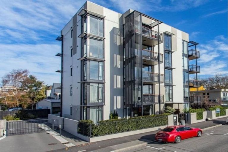 Photo of property in 50 Kilmore Street, Christchurch Central, Christchurch, 8013