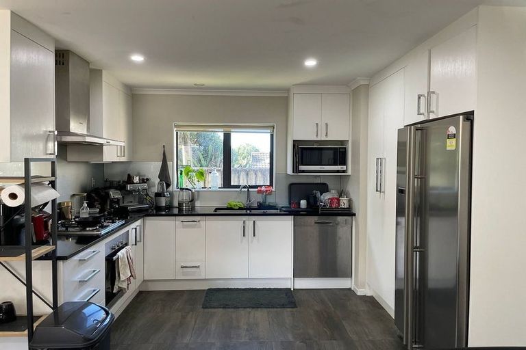 Photo of property in 6 Goyal Lane, Pakuranga, Auckland, 2010