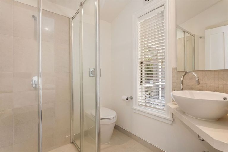 Photo of property in 40 Weka Street, Fendalton, Christchurch, 8041