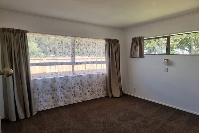 Photo of property in 1/3 Lionel Sharp Place, Pukekohe, 2120