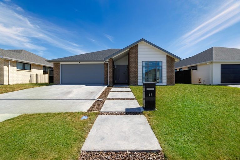 Photo of property in 31 Ruru Street, Cambridge, 3434