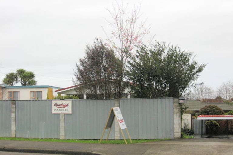 Photo of property in 17 The Avenue, Levin, 5510