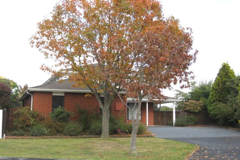 Photo of property in 9 Holderness Place, Ilam, Christchurch, 8041