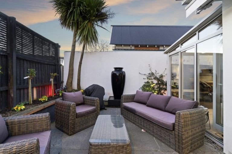 Photo of property in 27 Clare Road, St Albans, Christchurch, 8014