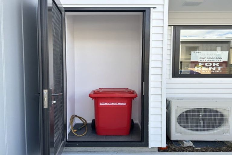 Photo of property in 8 Kamahi Place, Paraparaumu, 5032