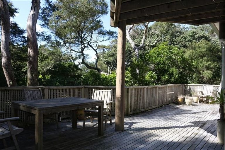 Photo of property in 2/17 Havenwood Place, Birkenhead, Auckland, 0626