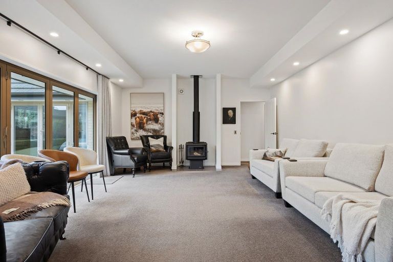 Photo of property in 6 Ambrose Place, Rangiora, 7400