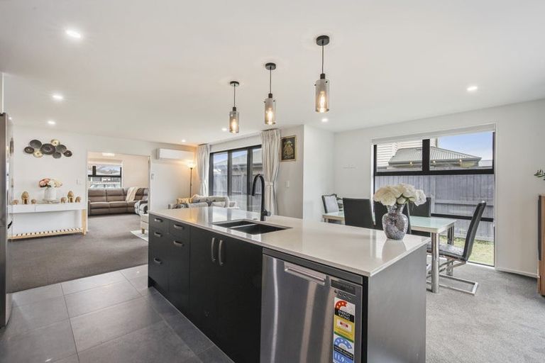 Photo of property in 11 Clonbunny Close, Rolleston, 7614