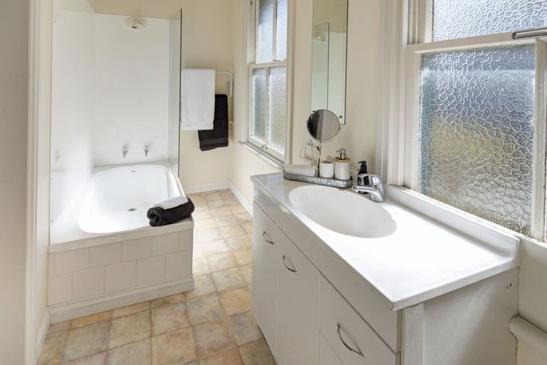 Photo of property in 72 Lincoln Road, Masterton, 5810