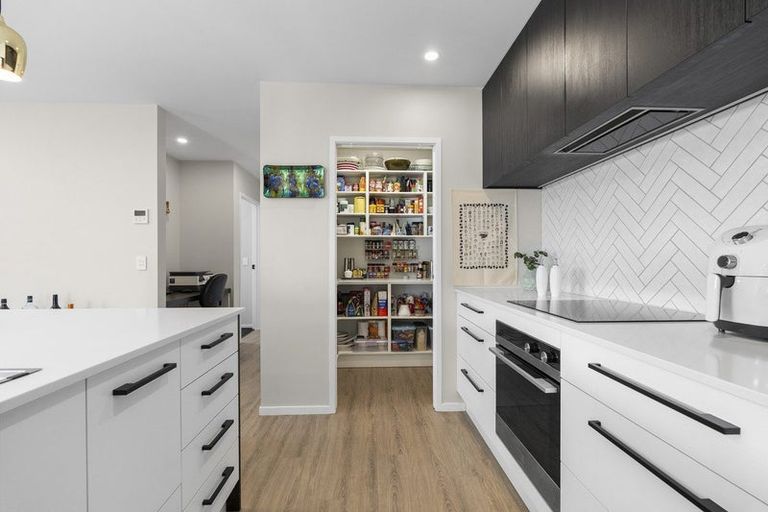 Photo of property in 7 Ruru Lane, Hurworth, New Plymouth, 4310