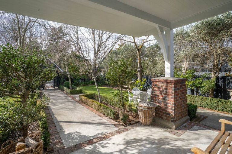 Photo of property in 27 Mcdougall Avenue, St Albans, Christchurch, 8014