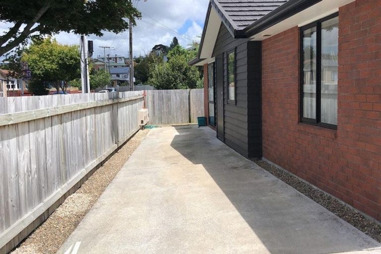Photo of property in 7u1 Vesty Avenue, Hillcrest, Hamilton, 3216