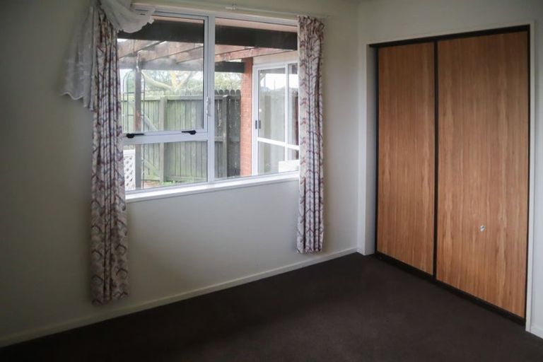 Photo of property in 4 Travis Road, Burwood, Christchurch, 8083