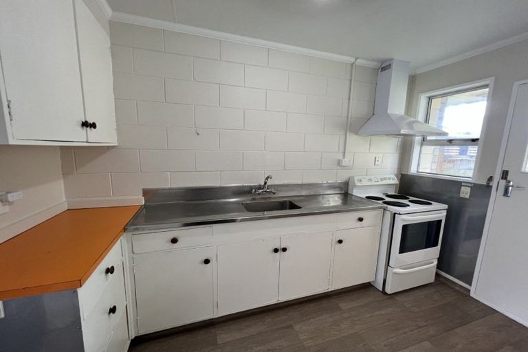 Photo of property in 3/158 Russell Street, Palmerston North, 4414
