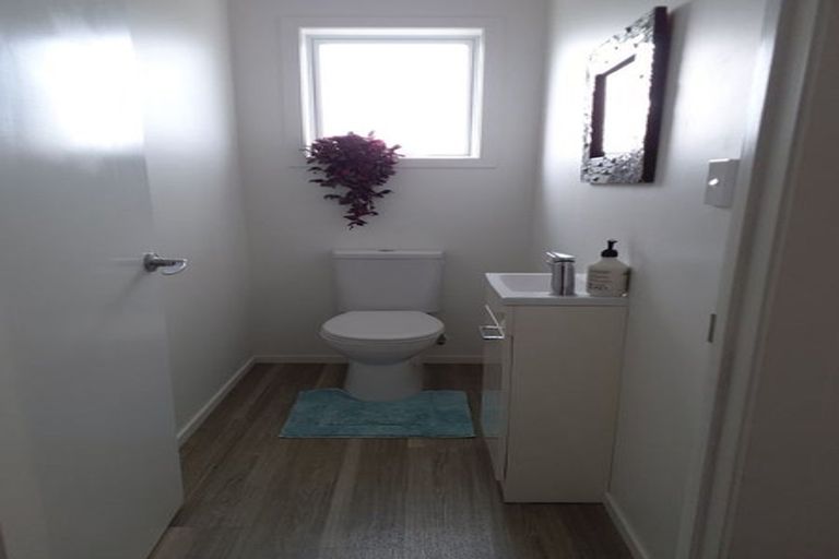 Photo of property in 114 Victoria Street West, Onehunga, Auckland, 1061