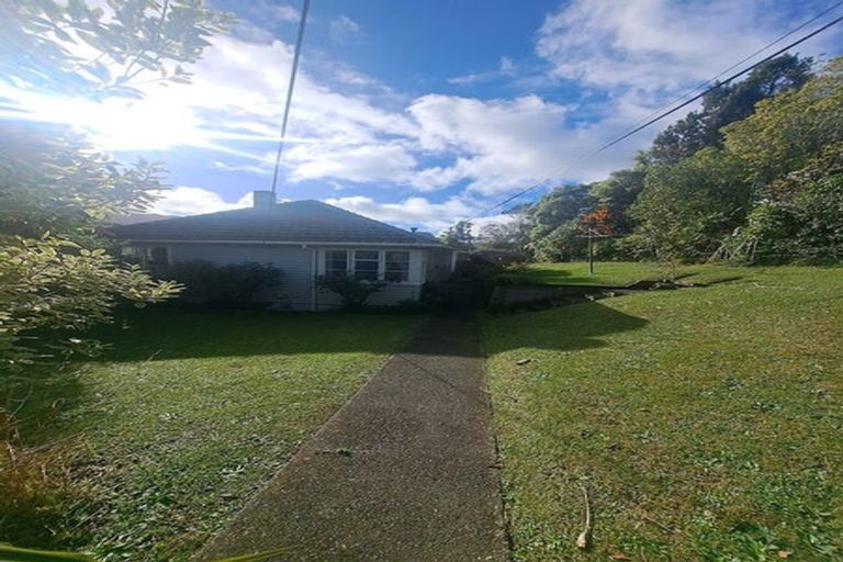 Photo of property in 11 Warwick Street, Wilton, Wellington, 6012