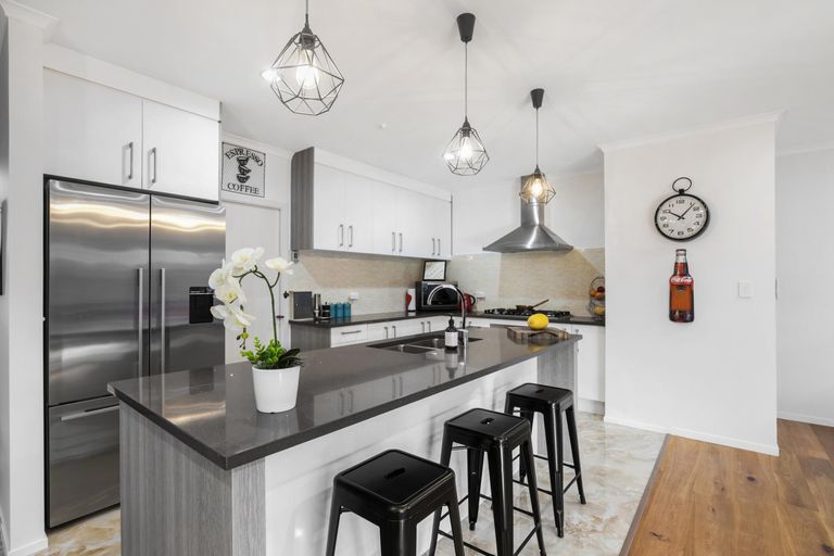 Photo of property in 330 Harbourside Drive, Karaka, Papakura, 2113