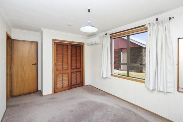 Photo of property in 77 Cressida Avenue, Stratford, 4332