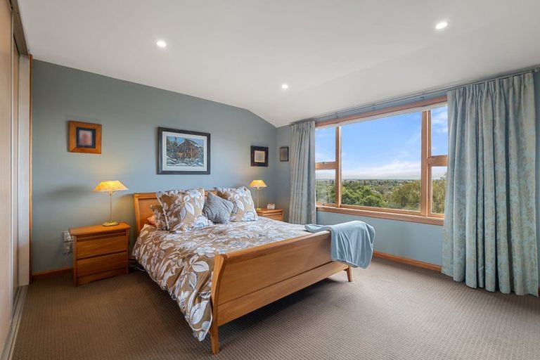 Photo of property in 1/15 Karitane Drive, Cashmere, Christchurch, 8022